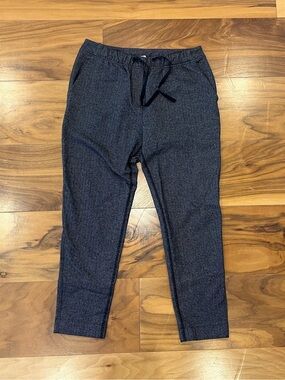 Lululemon jet pants size 8